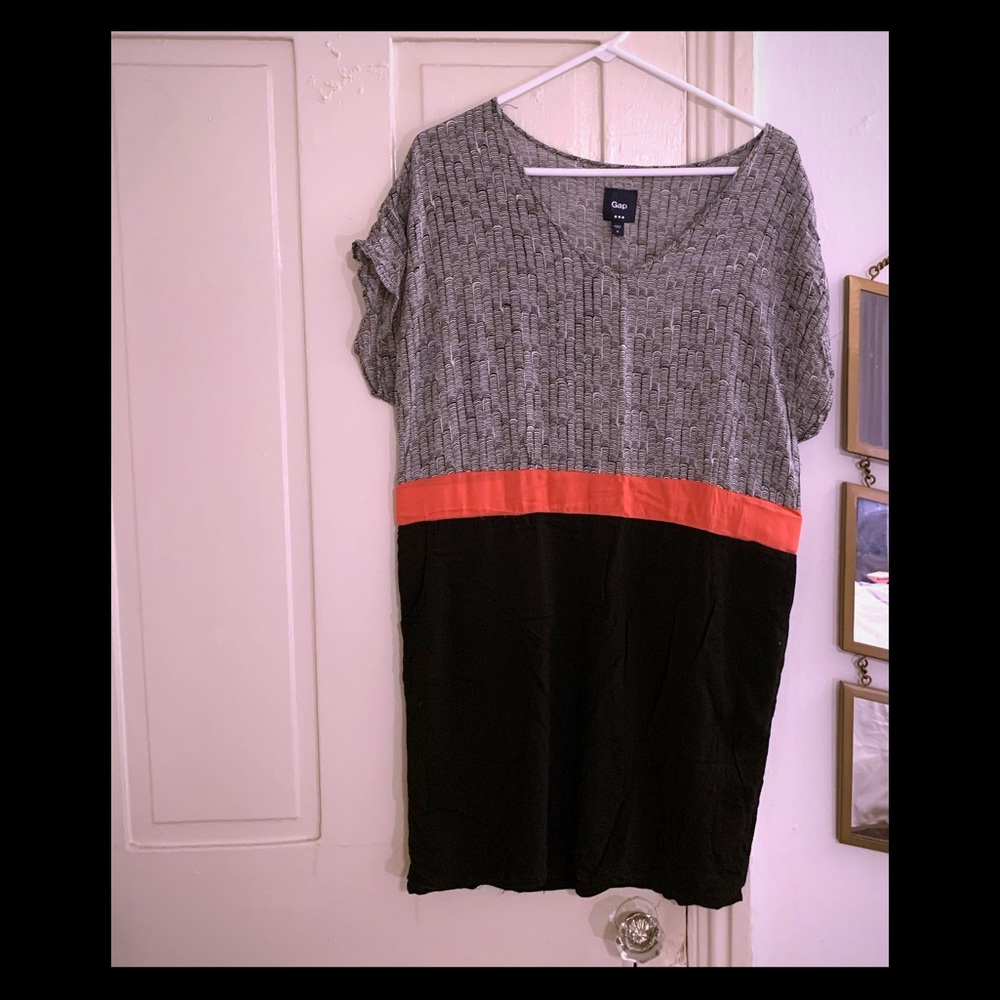GAP color block shift dress